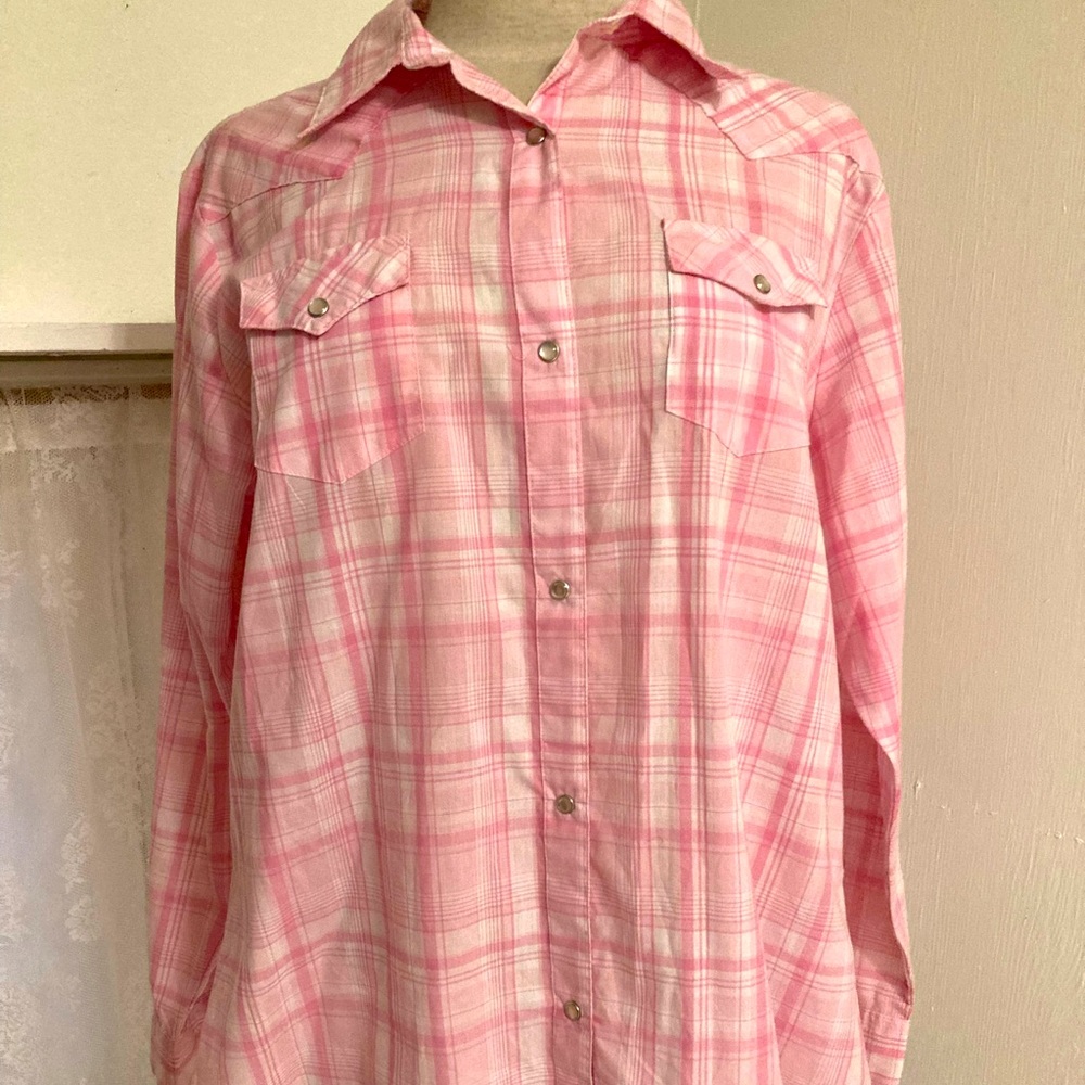 Wrangler pearl snap shirt